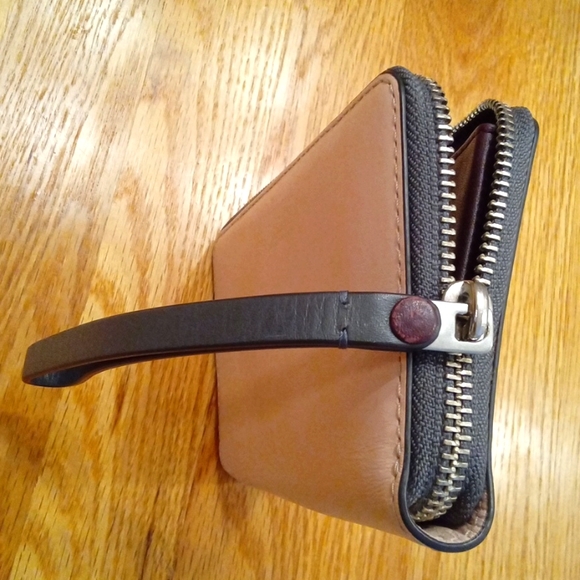 Marc By Marc Jacobs Standard Supply Blush Wristlet - Picture 6 of 7